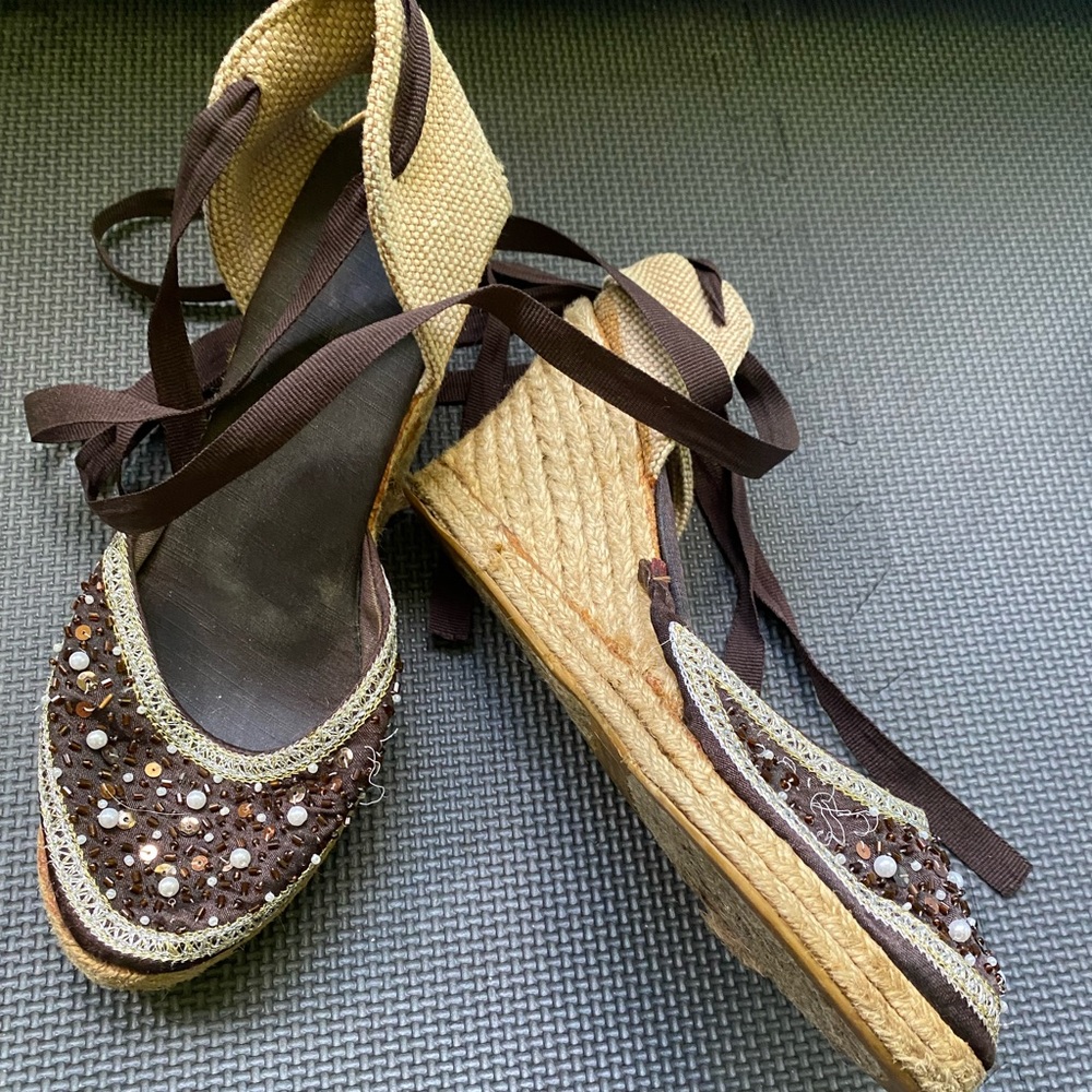 Summer shoes